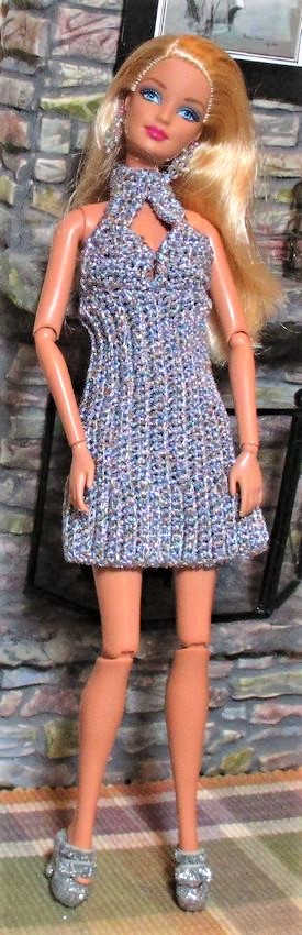 Barbie: Fashionistas – Clutch Wave 1 /2011 W3898 (rebodied, articulated ...